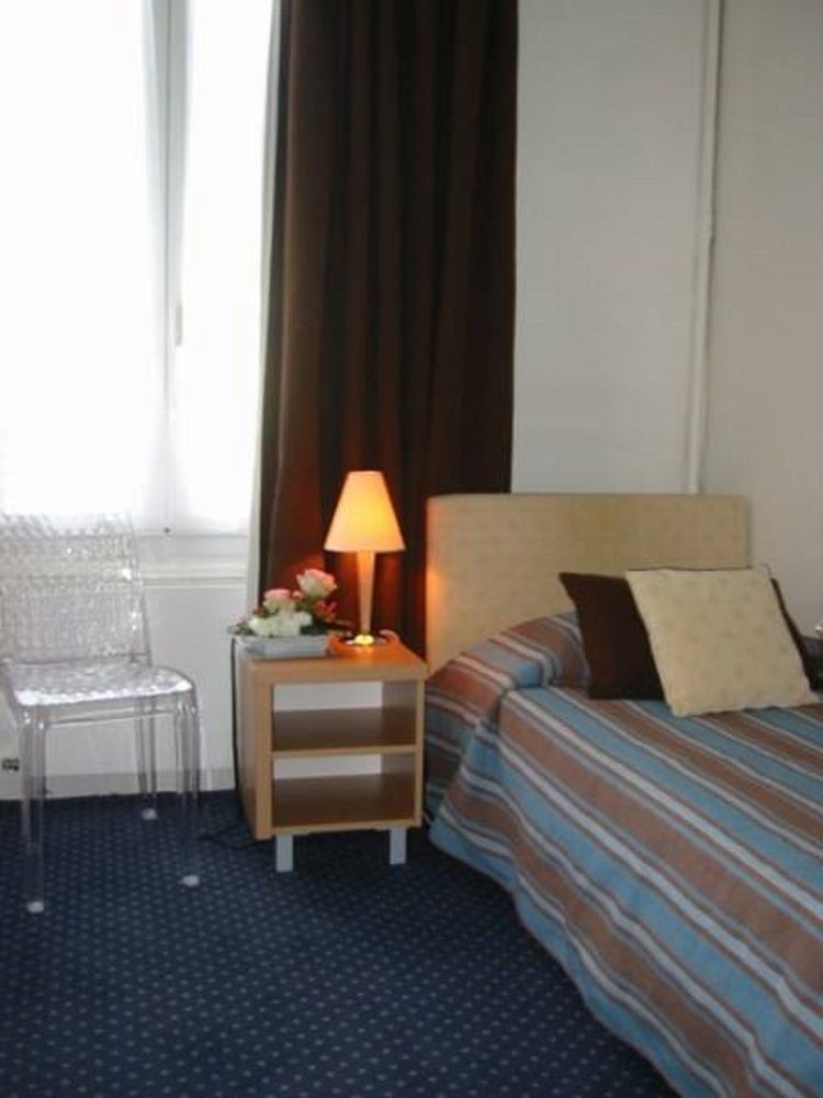 Val Flores Logis Hotel